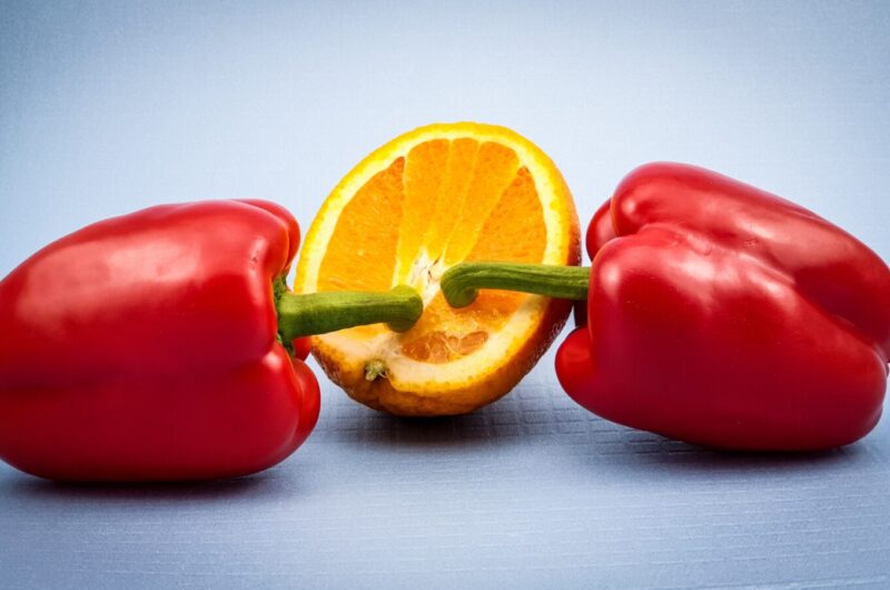 red bell pepper beside sliced lemon